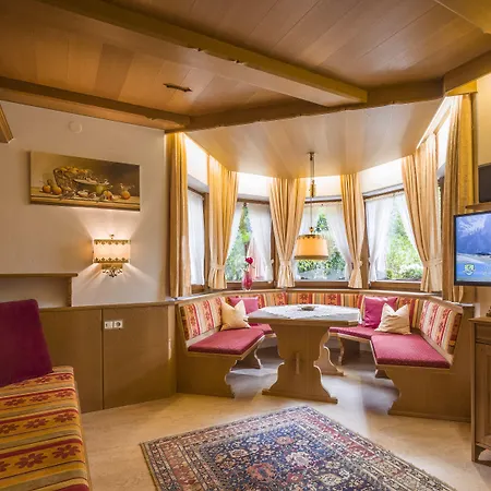 Gasser Hotel apartamentowy Mayrhofen