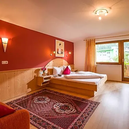 Gasser Aparthotel 3*
