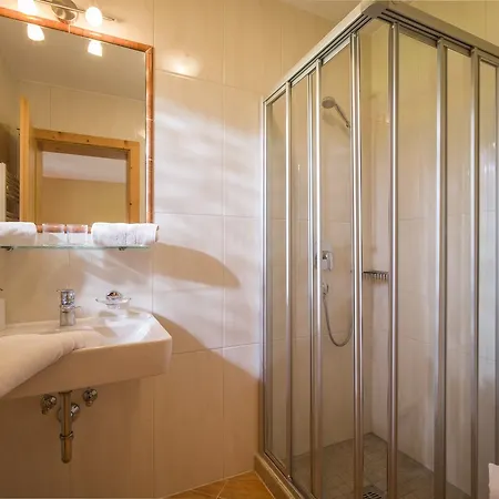 Gasser Hotel apartamentowy 3*